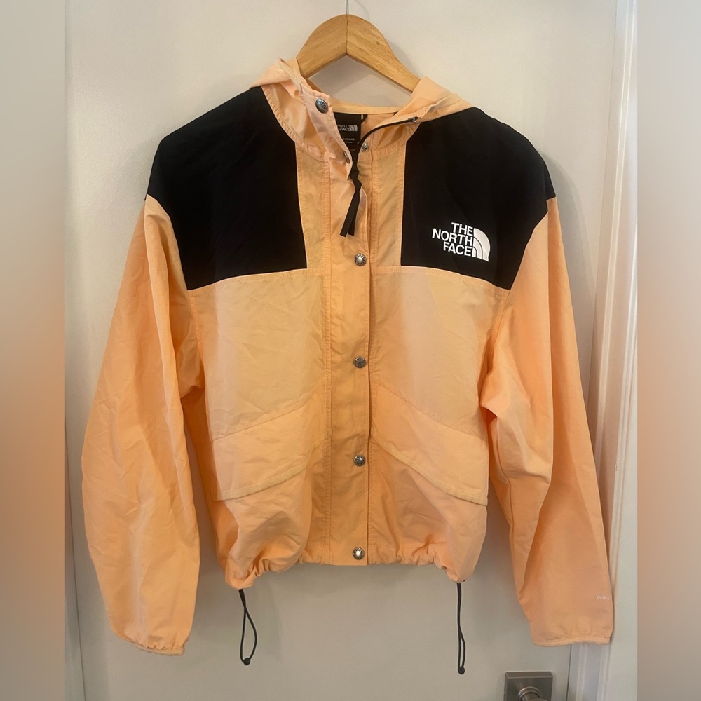 North Face 86 Mountain Wind Jacket - Apricot Ice